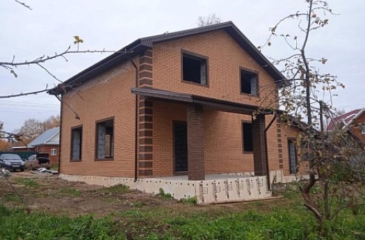 Дом с гаражом в Июльском