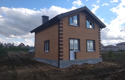 Выполненные работы: строительство дома в мкрн. Яркий